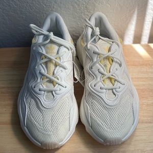 ADIDAS Ozweego “Off White Purple Tint”